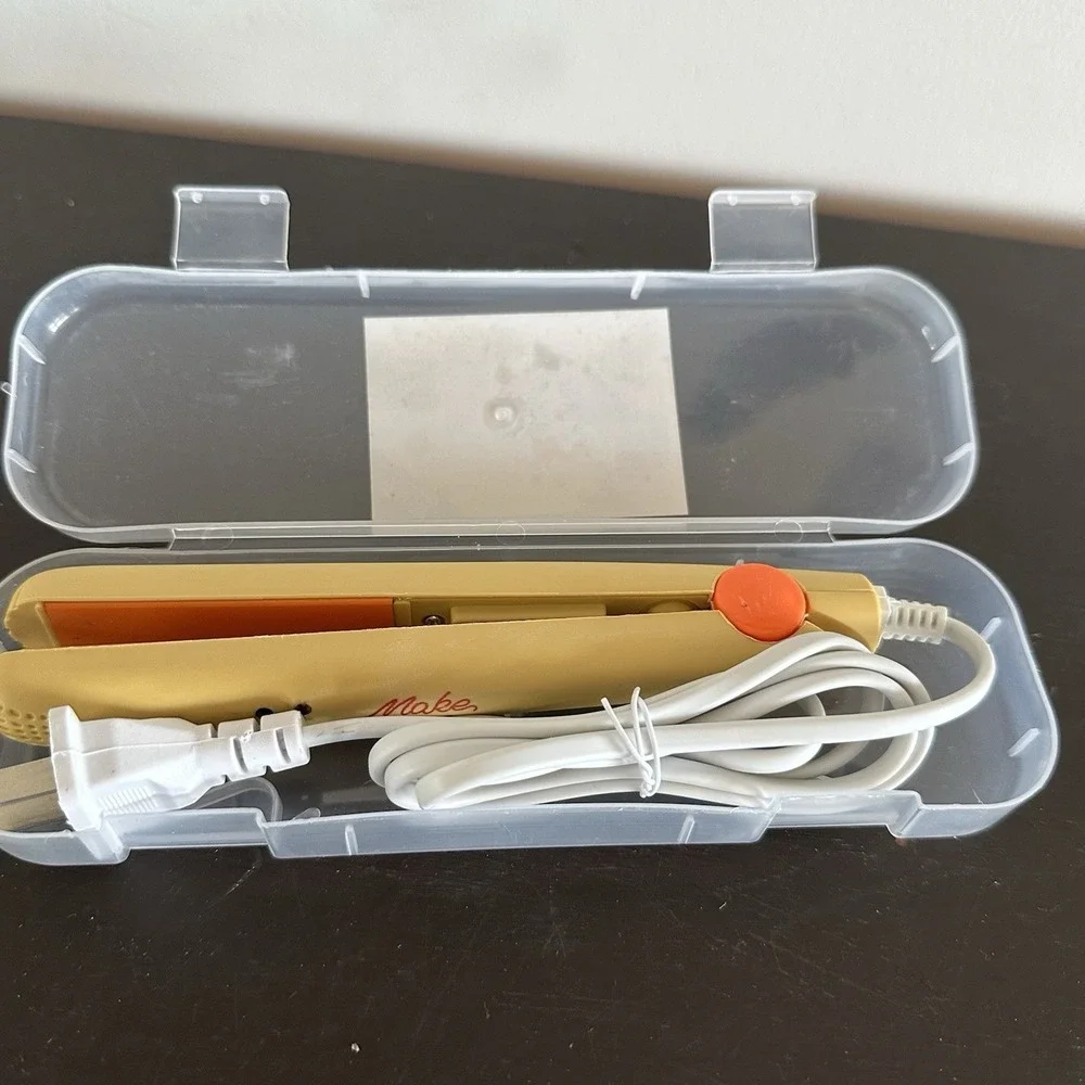 Ulta Beauty Make Time Travel Mini Travel Hair Straightener NEW Portable Quick